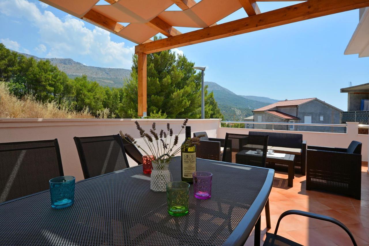 Apartment Wild Rose Podstrana Exterior foto